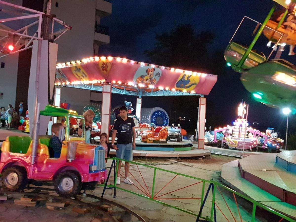 فندق Vila Cozia إيفوري نورد المظهر الخارجي الصورة